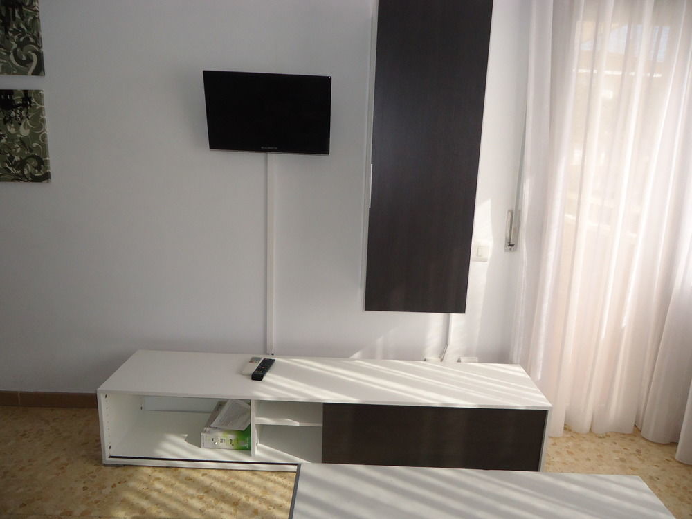 Apartamentos Antillas Fenals Lloret de Mar Luaran gambar