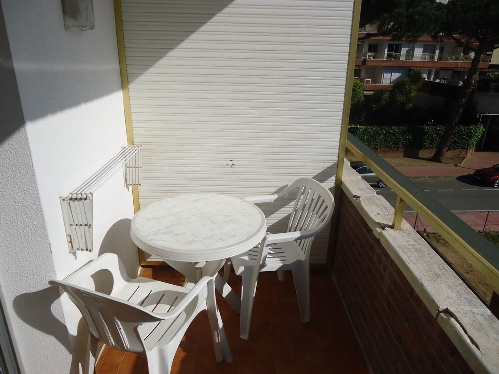 Apartamentos Antillas Fenals Lloret de Mar Luaran gambar