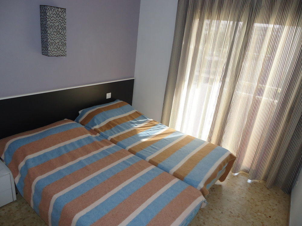 Apartamentos Antillas Fenals Lloret de Mar Luaran gambar