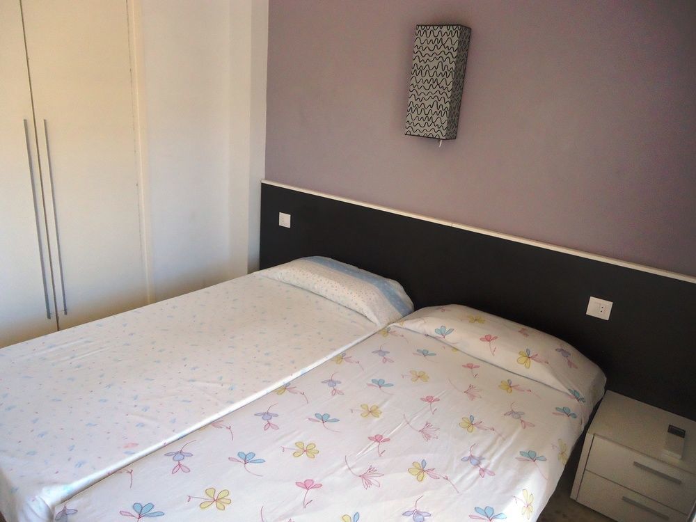 Apartamentos Antillas Fenals Lloret de Mar Luaran gambar