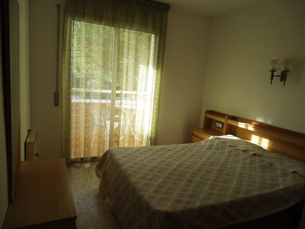 Apartamentos Antillas Fenals Lloret de Mar Luaran gambar
